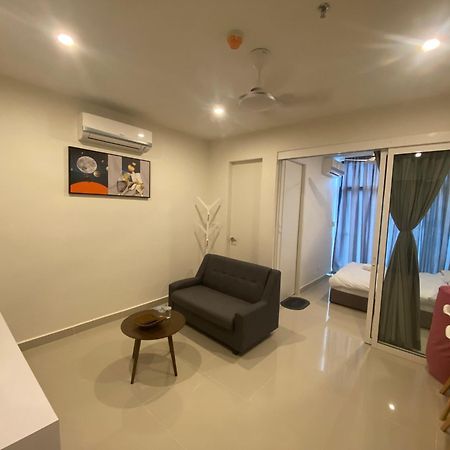 Kota Kinabalu City The Shore - Lucky 7 Homestay Eksteriør billede