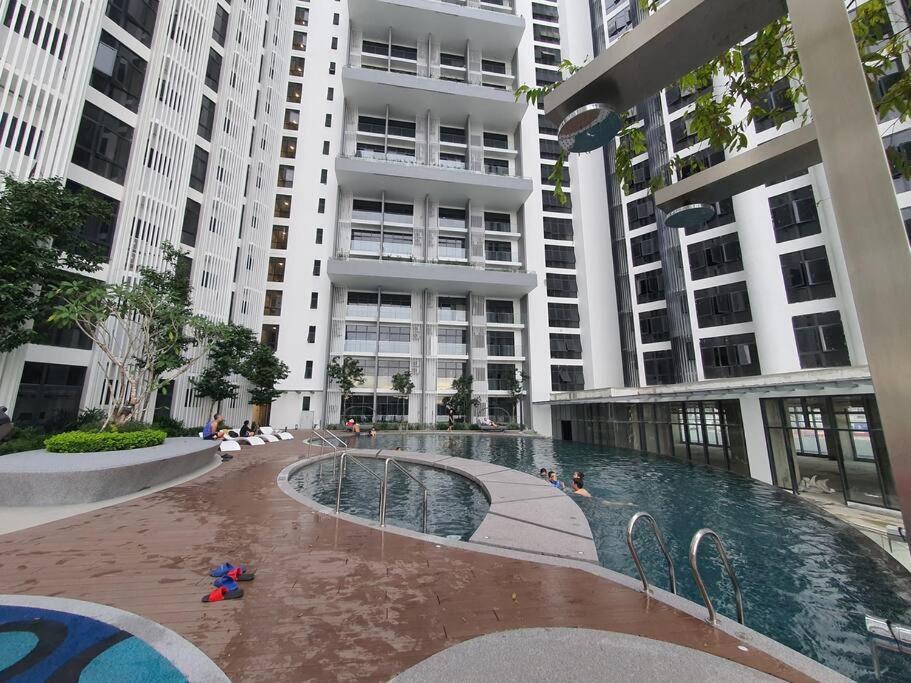Kota Kinabalu City The Shore - Lucky 7 Homestay Eksteriør billede